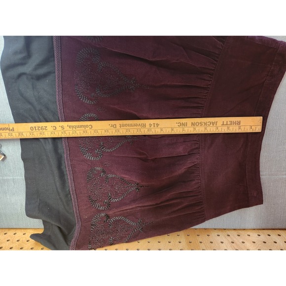 Ann Taylor Loft Plum Purple Black Embroidered Corduroy Skirt‎ Size 4 Petite - Picture 7 of 9
